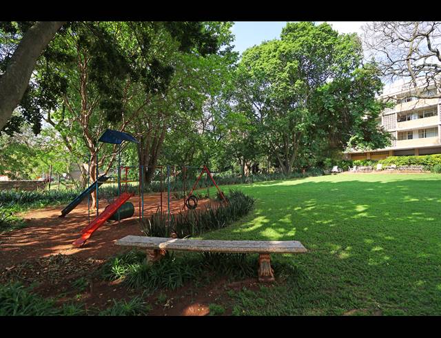 1 BEDROOM APARTMENT FOR SALE IN HOUGHTON ESTATE